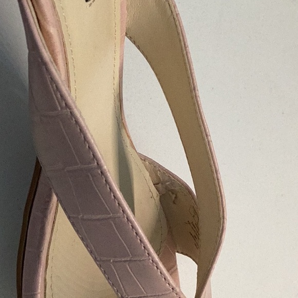 Nine West, Pink ,Mock Croc, Sandal, size 8 - Picture 6 of 8